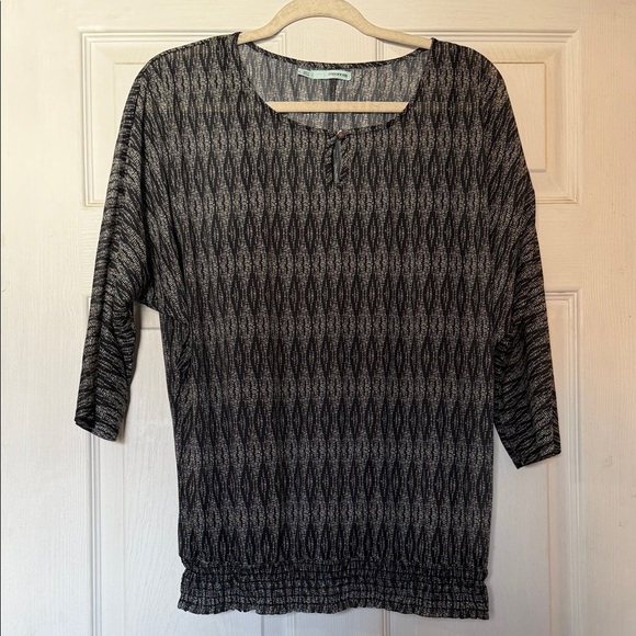 Maurices Tops - Black and Gray Patterned Women's Top